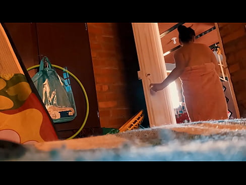 ❤️ Mein Onkel folgt mir in die Dusche, er fickt mich, während ich dusche. ❤❌ Porn video bei porn de.tradeis.top ️❤