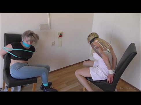 ❤️ Süchtig / gefesselt und geknebelt / Jungfrau in Nöten ❤❌ Porn video bei porn de.tradeis.top ️❤